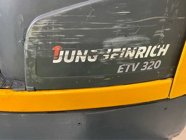 Jungheinrich etv 320 reach truck - afbeelding 16 van  24