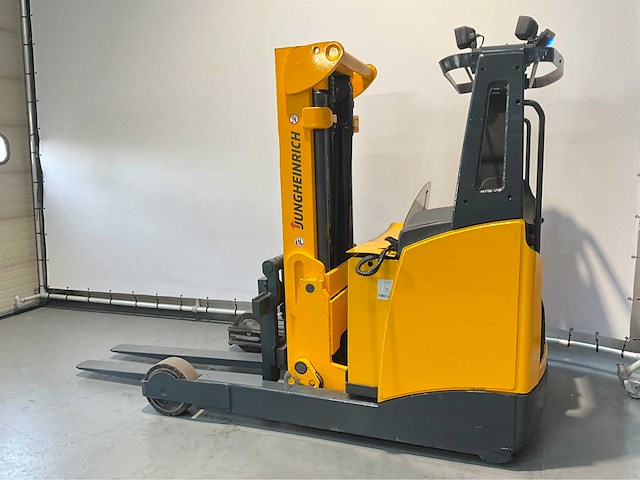 Jungheinrich etv 320 reach truck - afbeelding 18 van  24