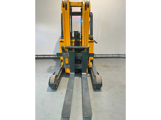 Jungheinrich etv 320 reach truck - afbeelding 19 van  24