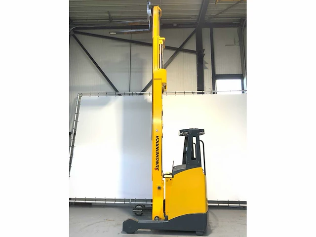 Jungheinrich etv216 reach truck - afbeelding 2 van  23