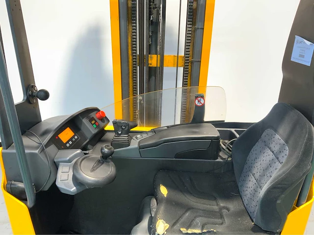 Jungheinrich etv216 reach truck - afbeelding 6 van  23