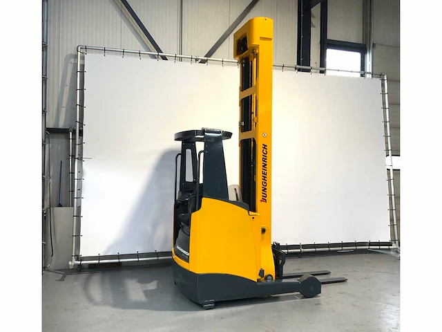 Jungheinrich etv216 reach truck - afbeelding 20 van  23