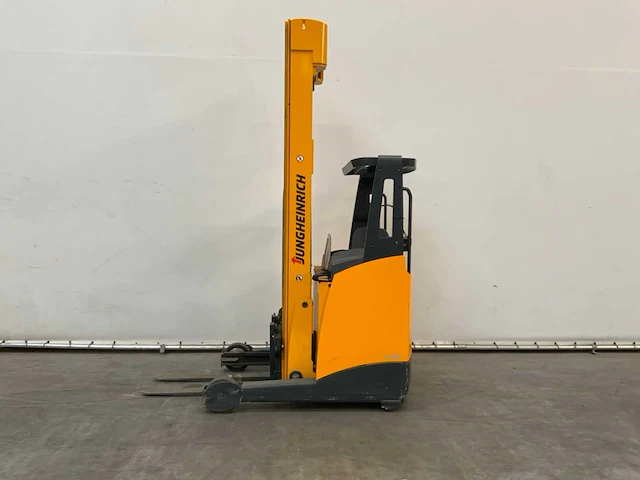 Jungheinrich etv216 reach truck - afbeelding 2 van  33