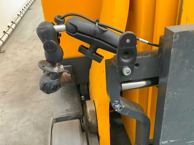 Jungheinrich etv216 reach truck - afbeelding 22 van  33