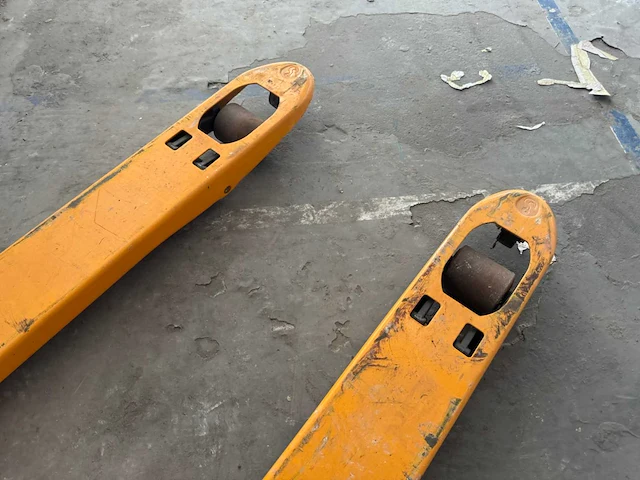Jungheinrich hand hydraulische palletwagen - afbeelding 7 van  8