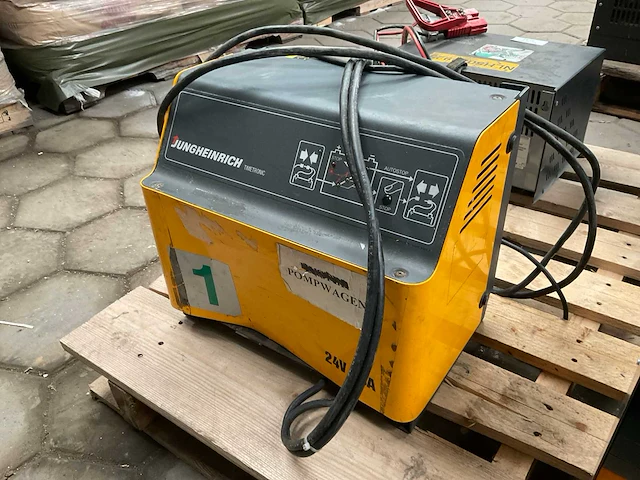 Jungheinrich timetronic acculader - afbeelding 2 van  4