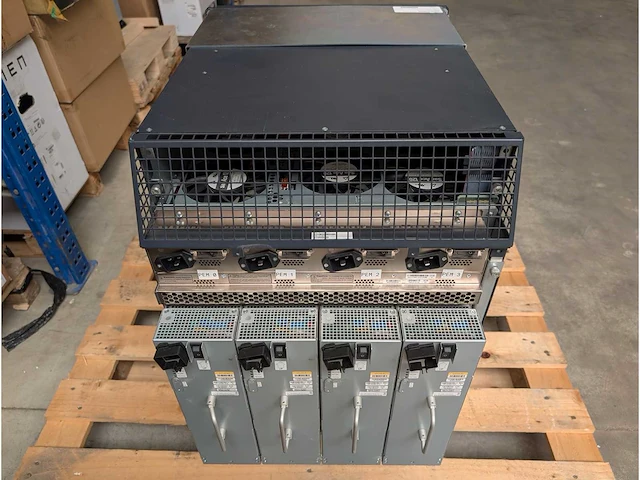 Juniper - mx960 - cas-bp-mx960-s-a - router - afbeelding 2 van  2