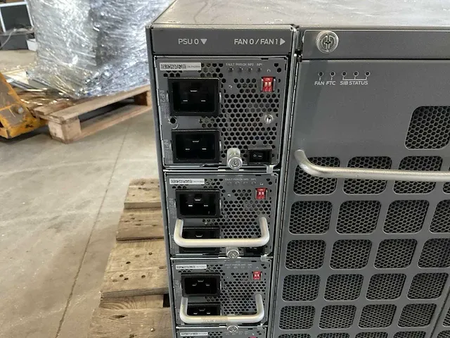 Juniper mx-10008 router - afbeelding 3 van  14