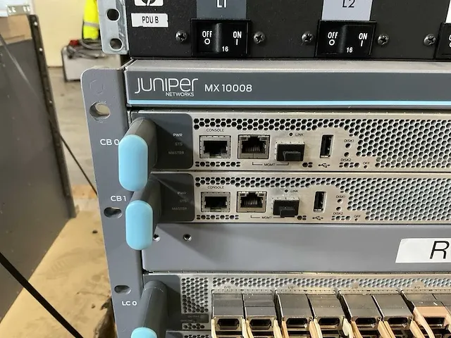 Juniper mx10008 router - afbeelding 10 van  16