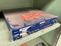 Juniper netscreen 5200 routers - afbeelding 1 van  2