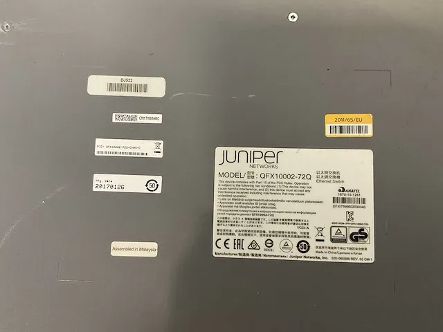 Juniper networks qfx100002-72q 2u switch - afbeelding 5 van  8
