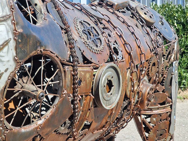 Junk-art tuinbeeld paard - afbeelding 5 van  9