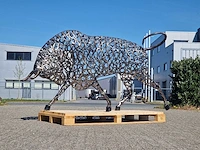 Junk-art tuinbeeld stier - afbeelding 7 van  7