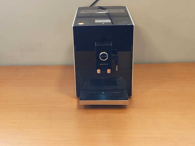 Jura a9 koffie- & espressomachines - afbeelding 1 van  4