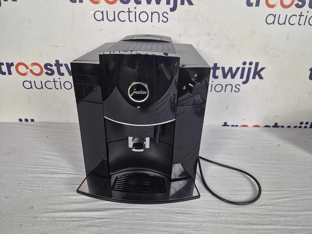 Jura d4 - volautomatische espressomachine - piano black - afbeelding 2 van  3
