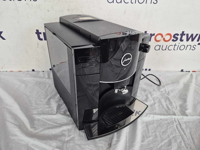 Jura d4 - volautomatische espressomachine - piano black - afbeelding 2 van  2