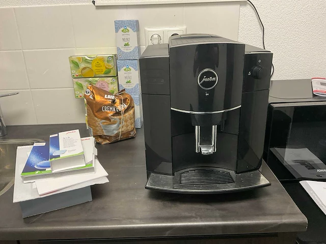 Jura d4 746 bonen koffiemachine - afbeelding 1 van  8