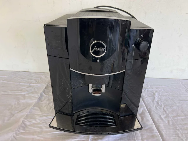Jura d4 volautomatische espressomachine - piano black - afbeelding 2 van  2