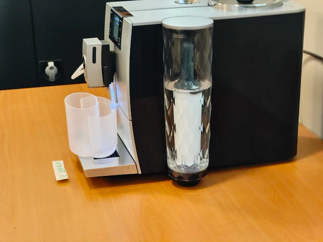 Jura ena 8 koffie & espressomachines - afbeelding 3 van  4