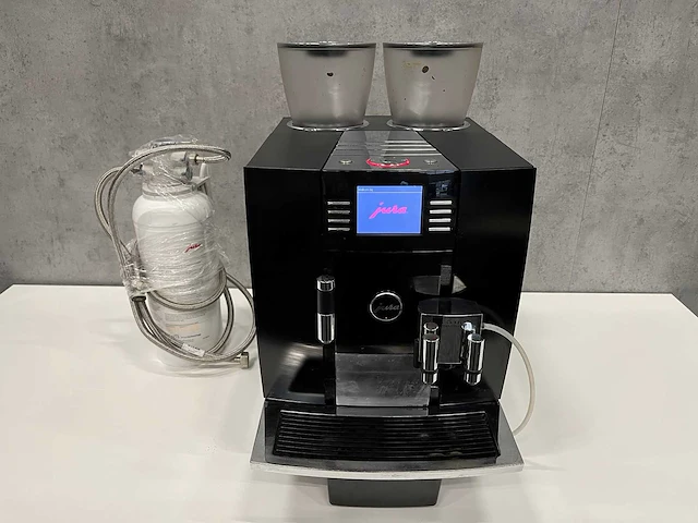 Jura giga x8c - koffie- & espressomachines - afbeelding 1 van  9