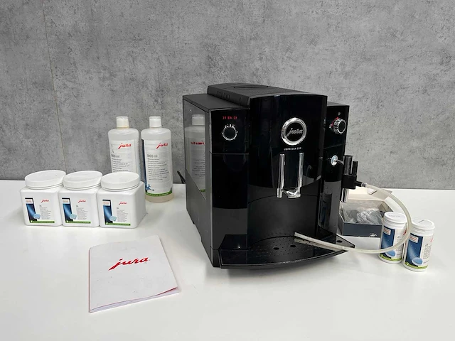Jura impressa c60 - warme drankenautomaat - afbeelding 1 van  10