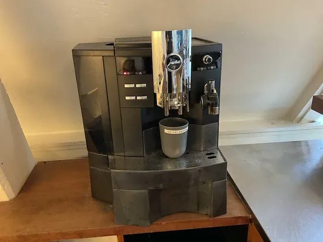 Jura impressa xs9 koffiemachine - afbeelding 2 van  7