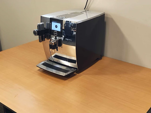 Jura j.9.3 impressa koffie & espressomachines - afbeelding 1 van  9