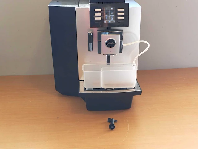 Jura x8 koffiemachine en espressomachine - afbeelding 7 van  9