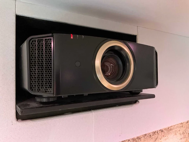 Jvc dla rs400e beamer met projectiescherm - afbeelding 3 van  10