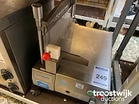 Kaas snijmachine - afbeelding 2 van  3