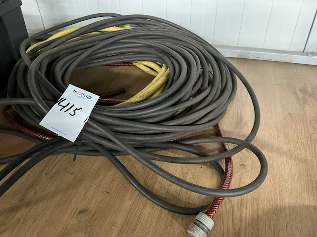 Kabel en slang - afbeelding 1 van  2