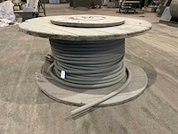 Kabel op houten haspel - afbeelding 1 van  2