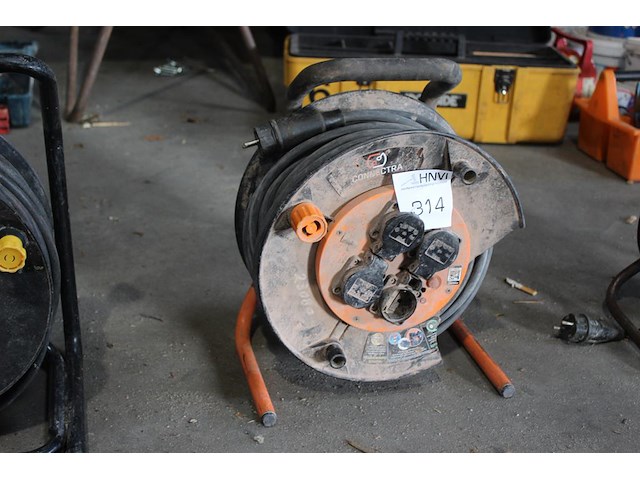 Kabelhaspel. - afbeelding 1 van  1