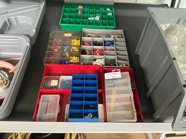 Kabelschoen en zekering assortiment - afbeelding 1 van  5