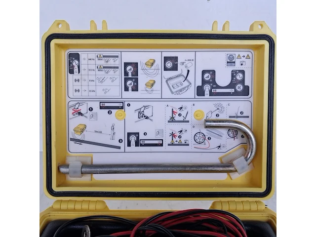 Kabelzoeker met diepte uitlezing incl. generator leica, digicat 550i xf, bouwjaar 2014 - afbeelding 2 van  13