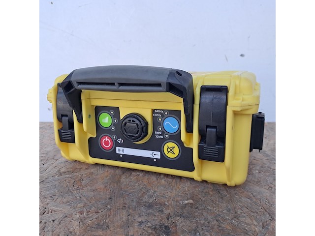 Kabelzoeker met diepte uitlezing inclusief generator, leica, digicat 550i xf, 2014 - afbeelding 8 van  9