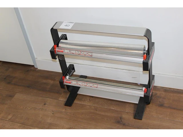 Kadopapierhouder legro met twee rolhouders. - afbeelding 1 van  2