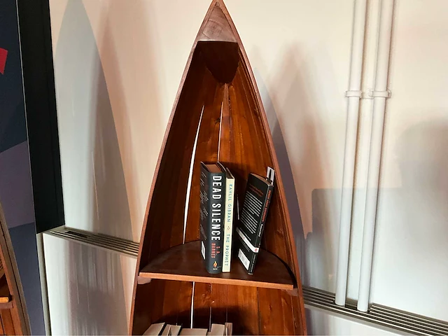 Kajak design boekenkast 190x54x35cm - afbeelding 4 van  9