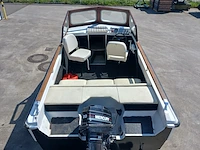 Kajuit boot met buitenboord motor en trailer - afbeelding 5 van  55