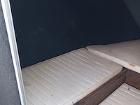Kajuit boot met buitenboord motor en trailer - afbeelding 11 van  55