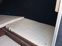 Kajuit boot met buitenboord motor en trailer - afbeelding 14 van  55