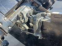 Kajuit boot met buitenboord motor en trailer - afbeelding 27 van  55