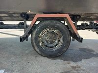Kajuit boot met buitenboord motor en trailer - afbeelding 42 van  55
