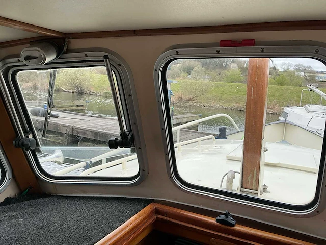 Kajuit sloep (de kok) mercedes om626 diesel - afbeelding 25 van  44