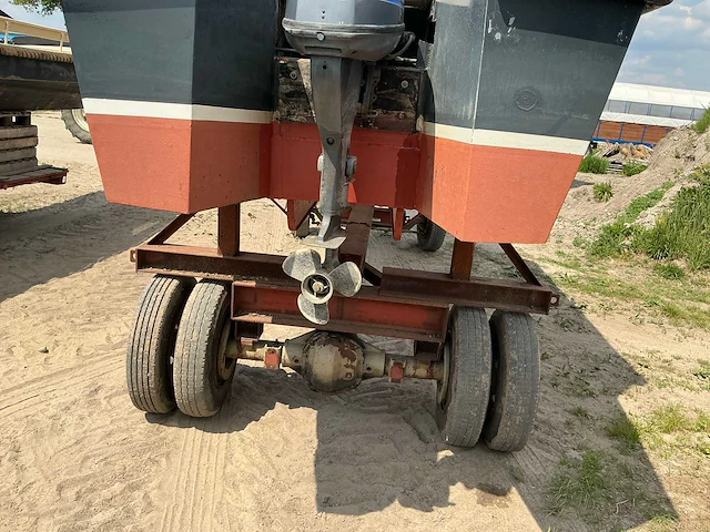 Kajuitboot inclusief stallingstrailer - afbeelding 2 van  61