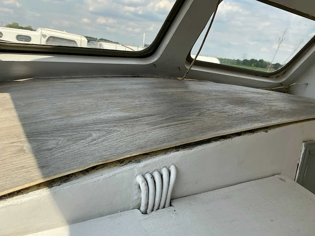 Kajuitboot inclusief stallingstrailer - afbeelding 21 van  61
