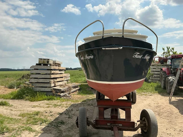 Kajuitboot inclusief stallingstrailer - afbeelding 12 van  61
