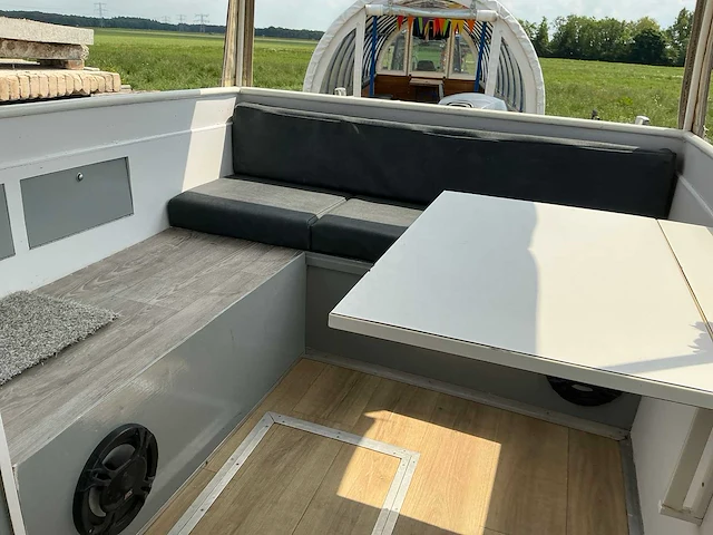 Kajuitboot inclusief stallingstrailer - afbeelding 40 van  61