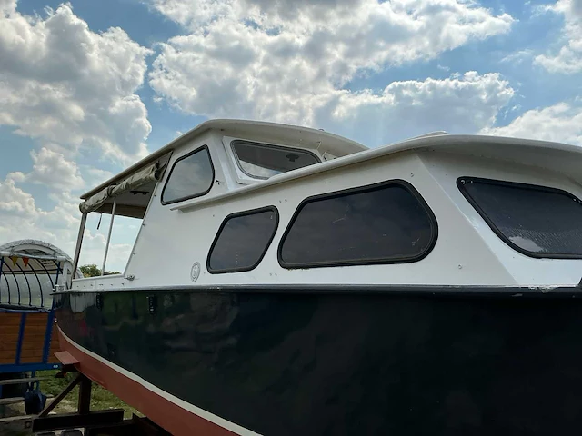 Kajuitboot inclusief stallingstrailer - afbeelding 49 van  61