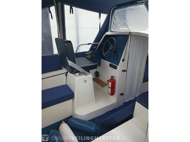 Kajuitboot met buitenboordmotor en trailer birchwood 18 - afbeelding 10 van  50
